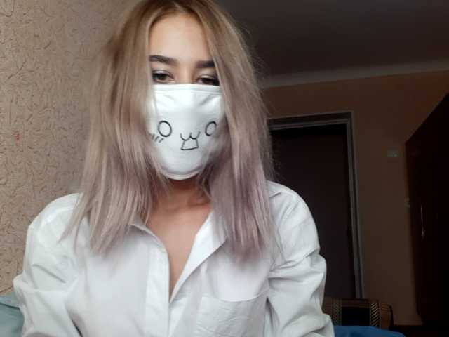 Apraides ekrānuzņēmumi Danielle-mikk