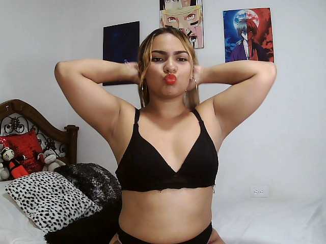 Fotogrāfijas DannaStyles Show tits #Bigass #young #latina #ass #cum #squirt #Curvy #Ass #New