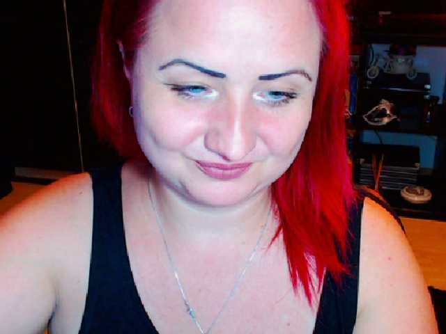 Apraides ekrānuzņēmumi KinkyDomina