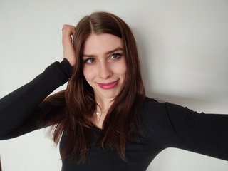 Erotiska video tērzēšana desirePIA