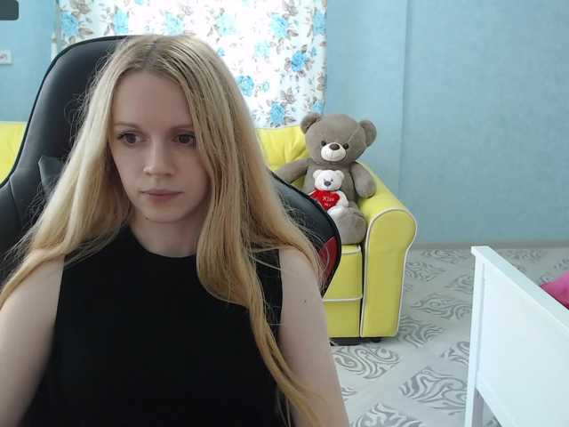 Apraides ekrānuzņēmumi Love_vikki