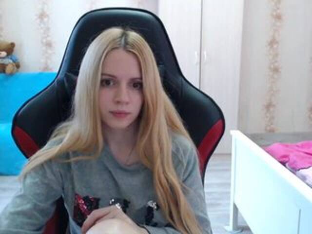 Apraides ekrānuzņēmumi Love_vikki