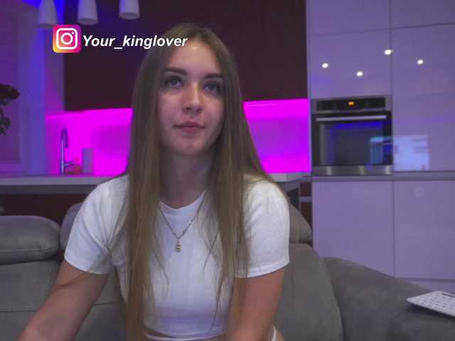 Fotogrāfijas __Diamond__ Hello I am Lili. Lovense from 2 token, random lvl 25 tokens. INSTAGRAM - Your_kinglover ❣️Show tongue-30tk Show tits-66tk Naked doggy-111tk