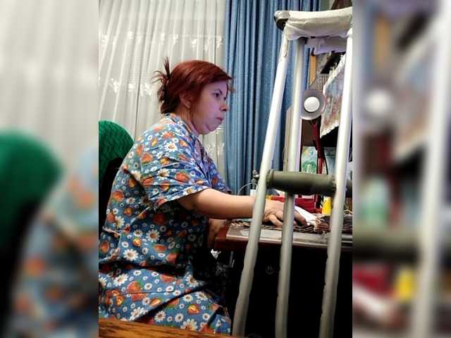 Apraides ekrānuzņēmumi Midget-disabled