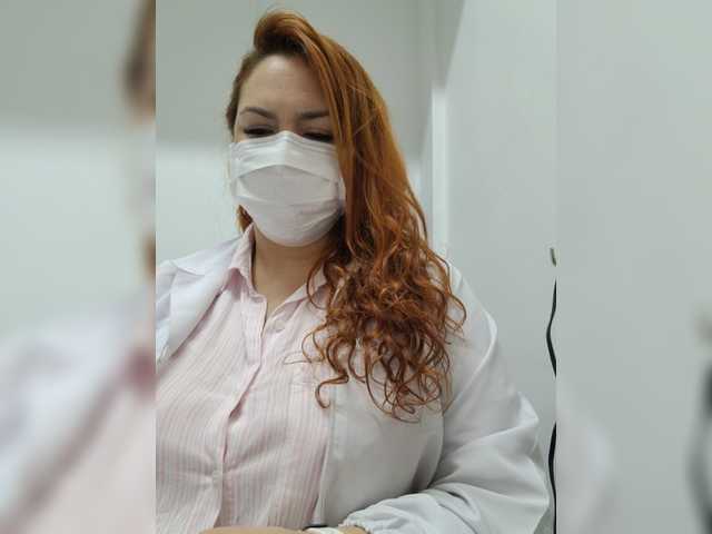 Fotogrāfijas Doctora-Danna At office... between patients fuck me...have DILDOS here..we can to do ALL MY MENU LOVENSE INTO MY PUSSY* Let's fuck harder