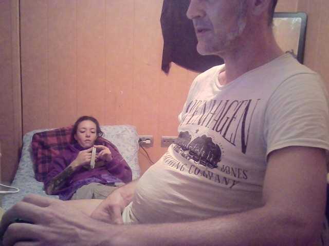 Fotogrāfijas Doggysx daddy and her slutty girl 23 and 43 years #sex #daddy #teen #new