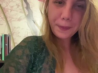 Erotiska video tērzēšana Dollye