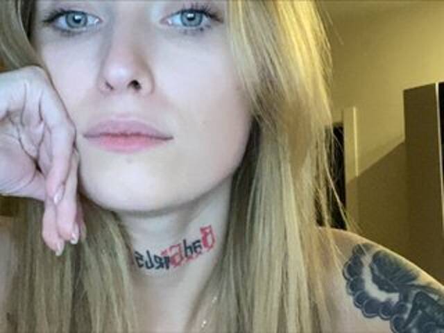 Apraides ekrānuzņēmumi PREKRVTI