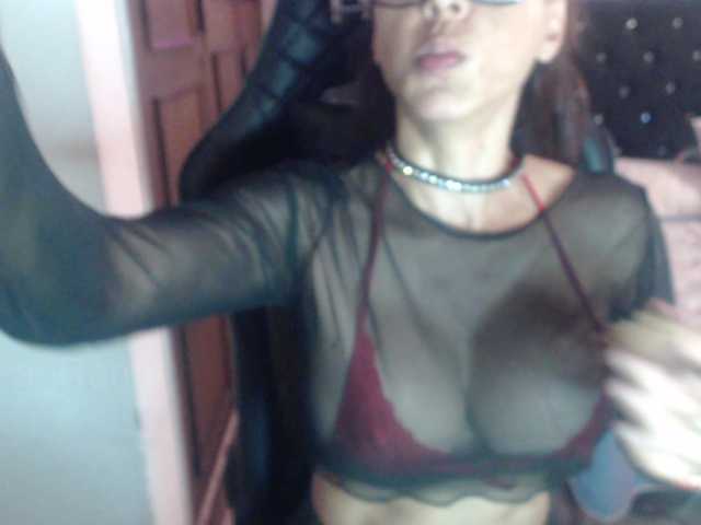 Fotogrāfijas ramy_queen_official tips menu is on make me for you tips #mature #interactivetoy #squirt #striptease #tease #strapon #lovense #bigboobs #slave #latina #young #pussy #private #brunette #bondage #anal - #mature #interactivetoy #squirt