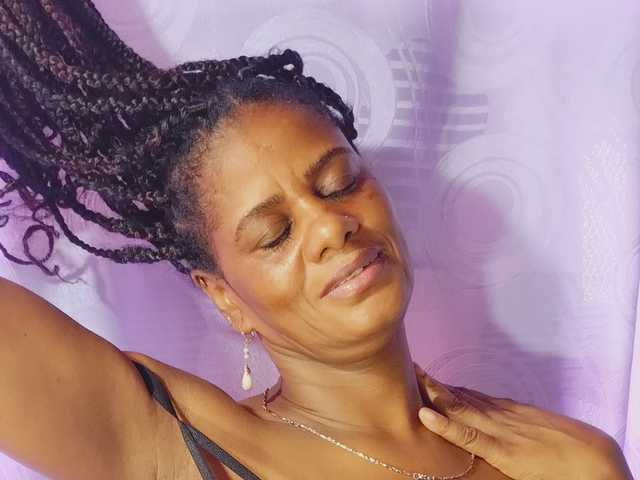Profila foto ebony-cougar