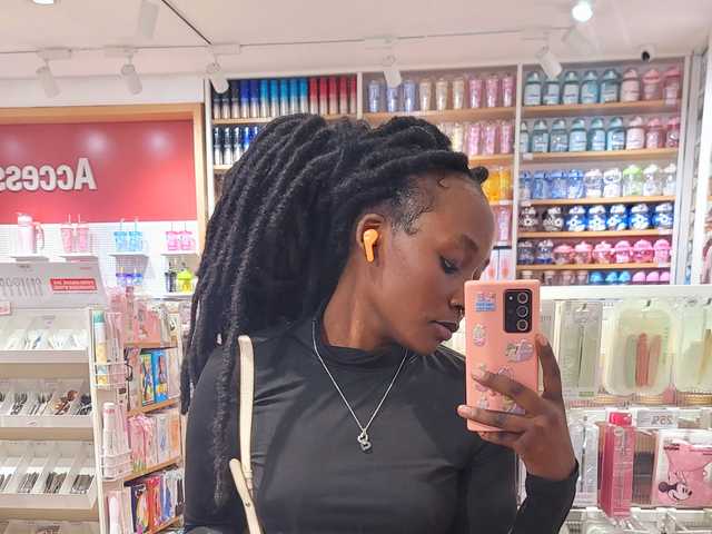 Profila foto Ebonycutelyn