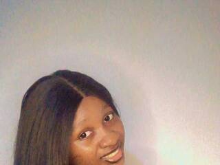 Erotiska video tērzēšana Ebonypetiti