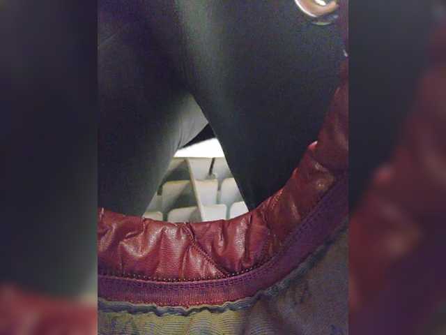 Apraides ekrānuzņēmumi EditaMilf