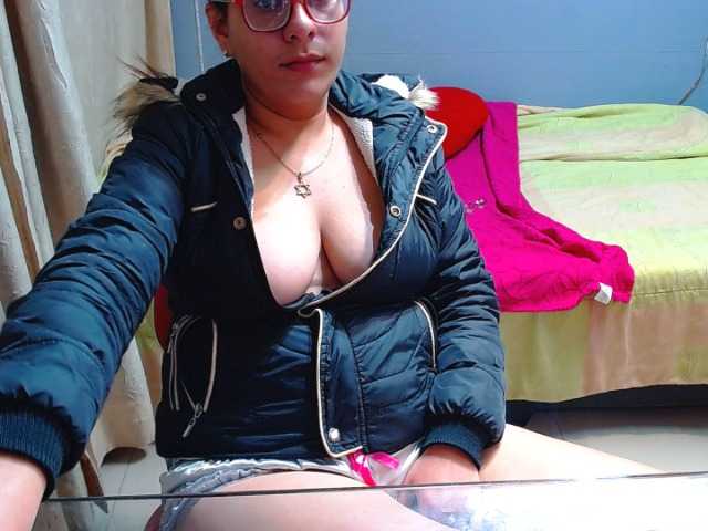 Fotogrāfijas electrahorny #hornypussy #GoalMasturbation #sexyhot #livetouch #cum #latina