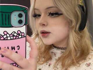 Erotiska video tērzēšana SleepyHeadCat