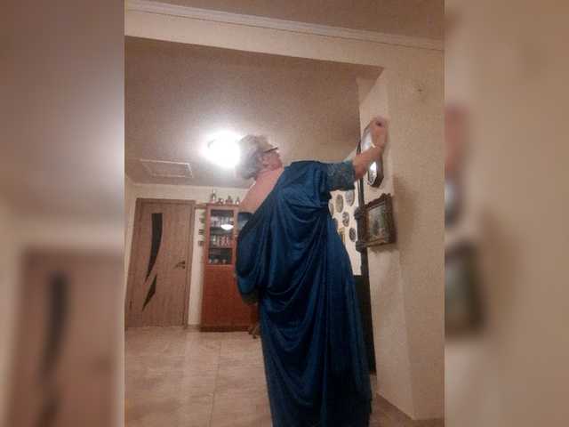 Apraides ekrānuzņēmumi ElegantBlonda