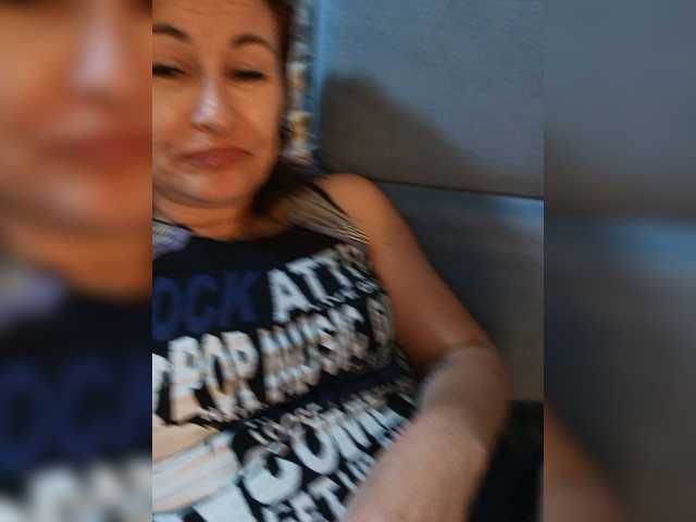 Apraides ekrānuzņēmumi Ellie_