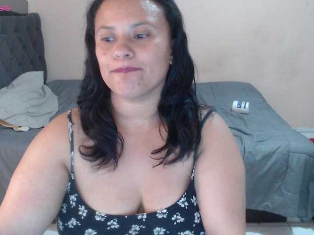 Apraides ekrānuzņēmumi eliana-bbw