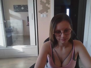 Erotiska video tērzēšana ElianaFlirt