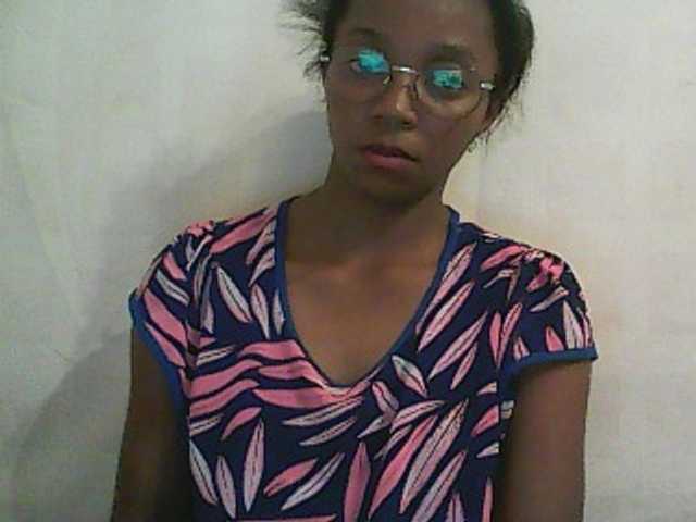 Apraides ekrānuzņēmumi ElianeXhot