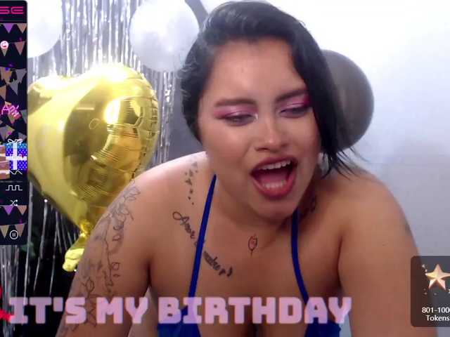 Fotogrāfijas Elizabeth71 show squirting and naked full ♥♥ #brunette #nasty #findom #bigclit #bigpussylips #party #bigass #bigtits #glasses #latina #cutface #pvt #cum #squirt #anal