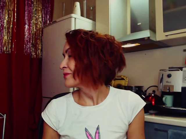 Apraides ekrānuzņēmumi Ella-Co