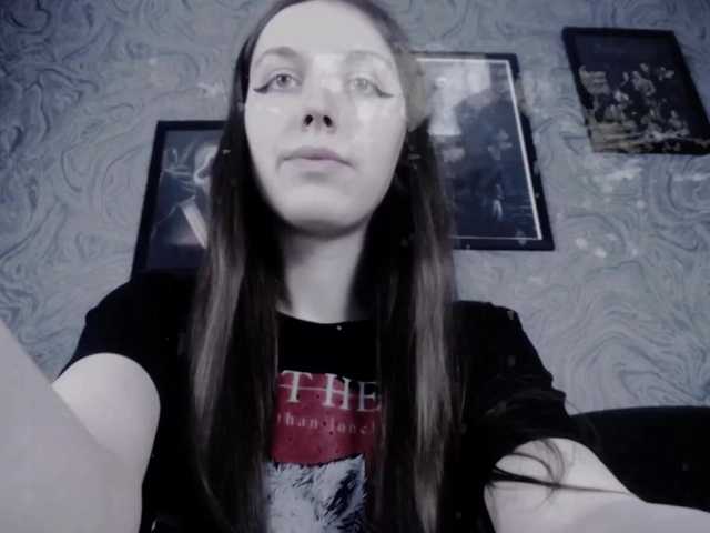 Apraides ekrānuzņēmumi EllaDark
