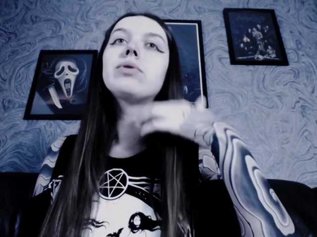 Apraides ekrānuzņēmumi EllaDark