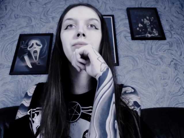 Apraides ekrānuzņēmumi EllaDark