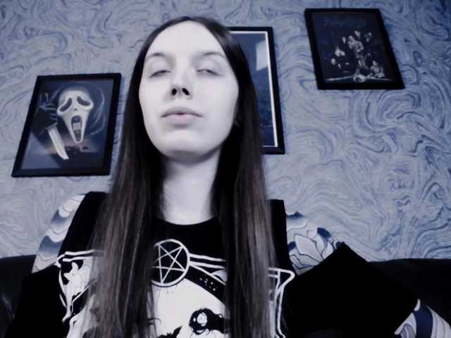 Apraides ekrānuzņēmumi EllaDark