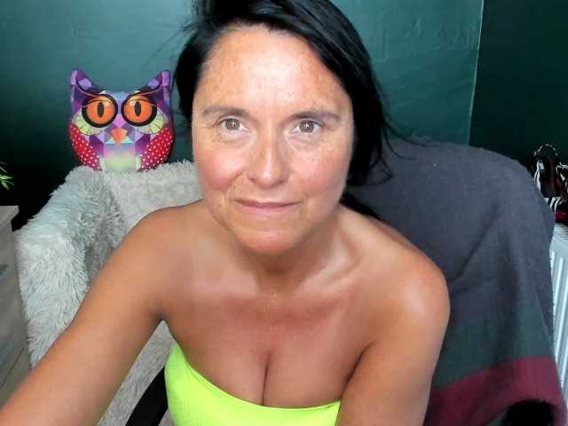 Fotogrāfijas ellenHeart #chatting #teasing #mature #domination