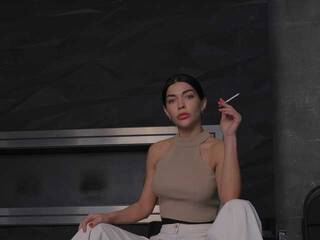 Erotiska video tērzēšana EllisMoor