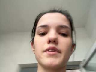 Erotiska video tērzēšana Emilechka