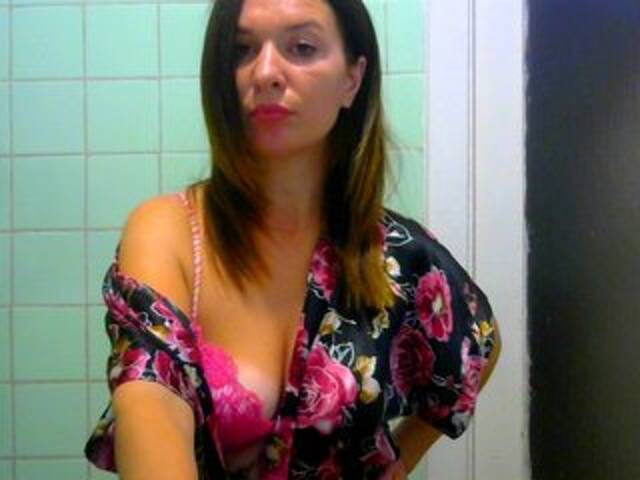 Apraides ekrānuzņēmumi emillly