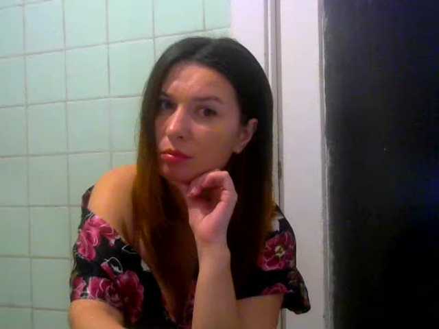 Apraides ekrānuzņēmumi emillly