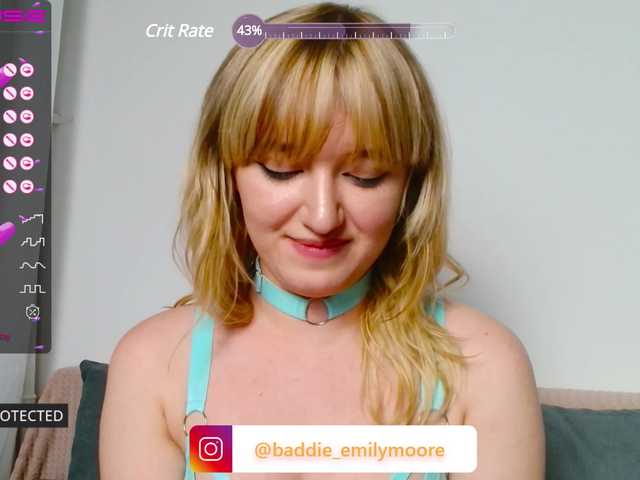 Apraides ekrānuzņēmumi emilymoore_