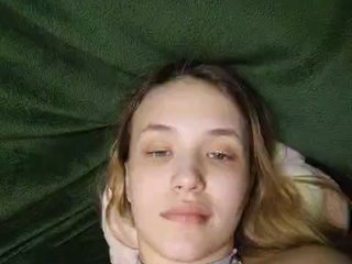 Erotiska video tērzēšana EmiLovMur