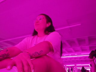 Erotiska video tērzēšana Emily-russo-