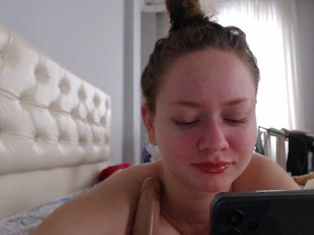 Apraides ekrānuzņēmumi Emilyfoxi