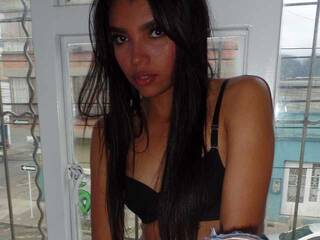 Erotiska video tērzēšana emilyharber