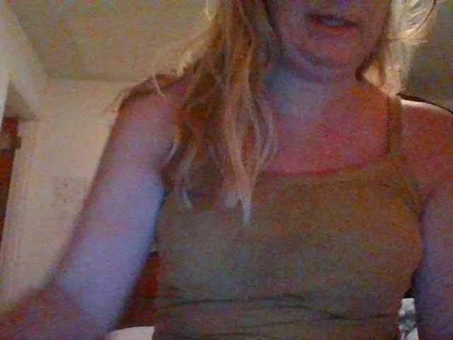 Apraides ekrānuzņēmumi Emilylyn