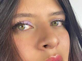 Erotiska video tērzēšana Emma-Pretty