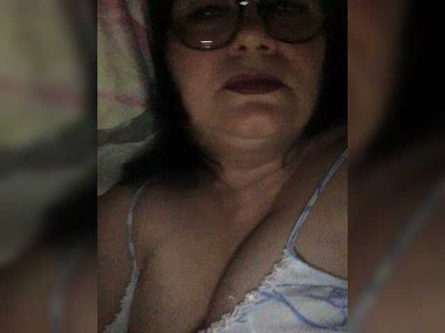 Apraides ekrānuzņēmumi EmmaLust