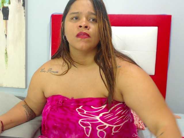 Apraides ekrānuzņēmumi EmmanuelleBBW