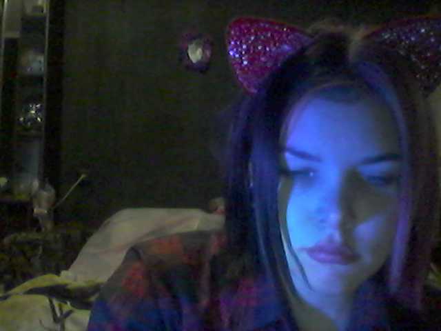 Apraides ekrānuzņēmumi Emo69love