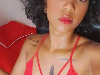 Erotiska video tērzēšana Emy-02