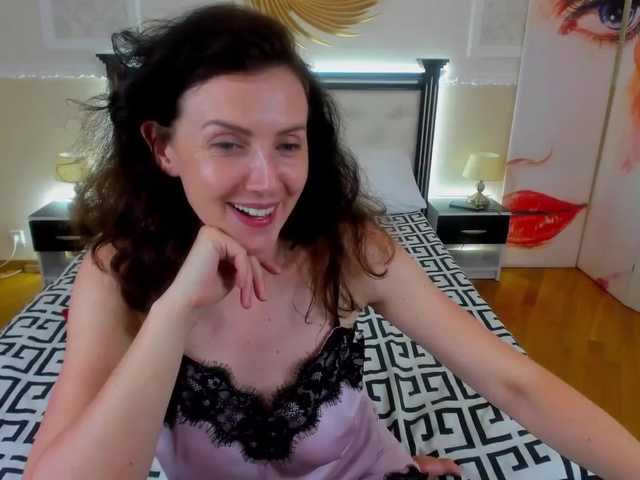 Apraides ekrānuzņēmumi EricaSilver