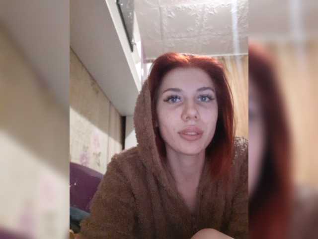 Apraides ekrānuzņēmumi Eva407