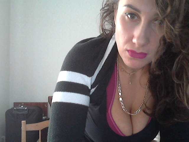 Apraides ekrānuzņēmumi EvaConors