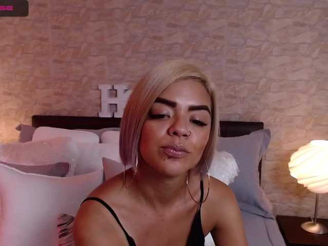 Apraides ekrānuzņēmumi EvelynOwens